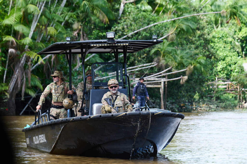 Sicherheit auf dem Amazonas während des Besuches der Außenministerin